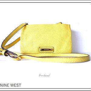 NWOT/ NINE WEST NEON YELLOW CROSSBODY BAG/CLUTCH